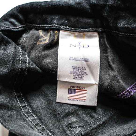 NYDJ Black Skinny Jeans Honey Comb Print S… - Picture 6 of 6